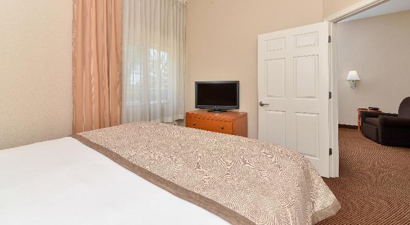 Candlewood Suites Winchester, An Ihg Hotel Экстерьер фото